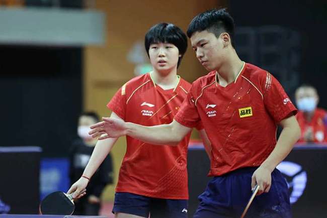 特别是在比 特别是在比